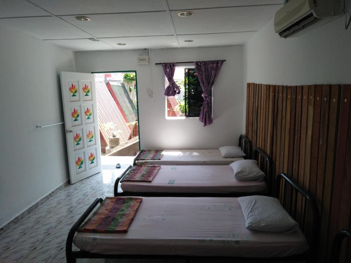 Nazri Nipah Camp Pangkor Hotel Kampung Teluk Nipah Room photo