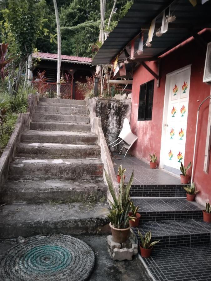 Nazri Nipah Camp Pangkor Hotel Kampung Teluk Nipah Exterior photo