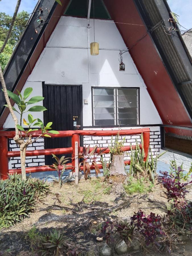 Nazri Nipah Camp Pangkor Hotel Kampung Teluk Nipah Exterior photo